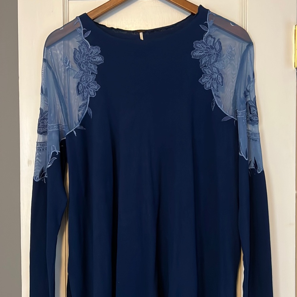 Free People Top!